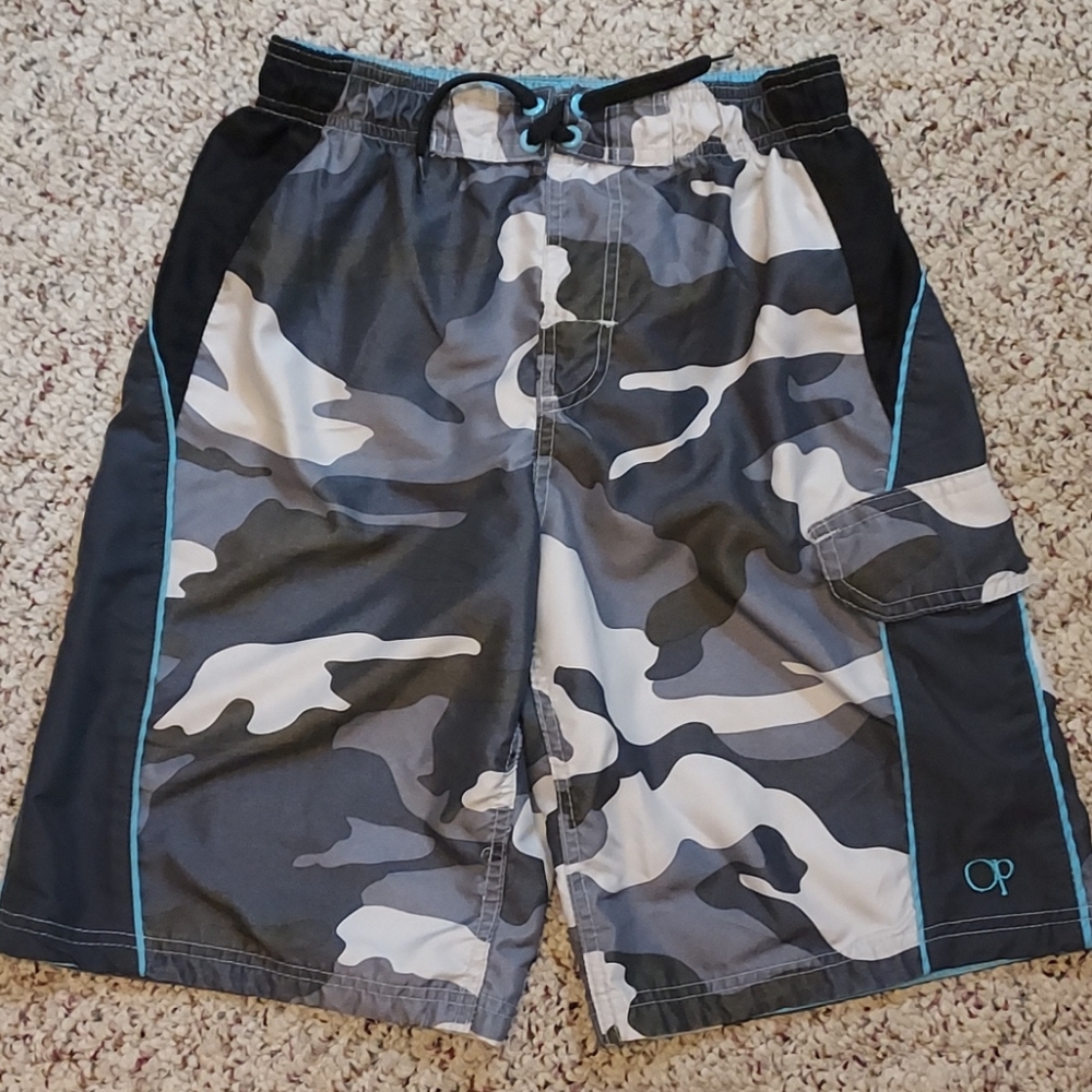 Op boys swim trunks, size L/G